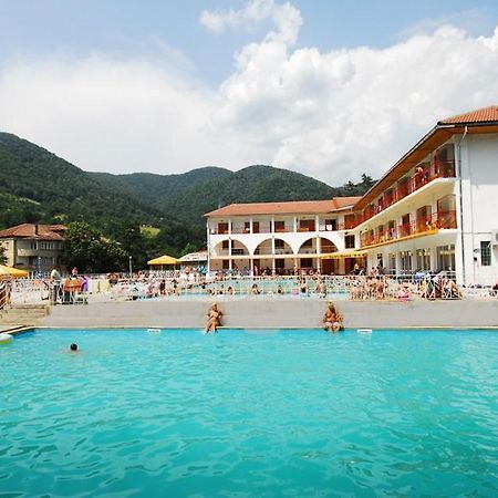 Hotel Sara'S Sons Băile Herculane Exteriér fotografie